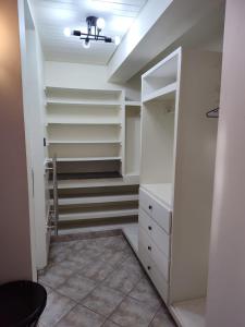 Gallery image of Miss B Apts in Kingstown