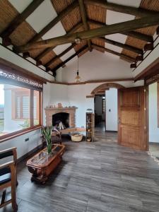 Η κουζίνα ή μικρή κουζίνα στο Chalet el portal de la Villa +6 φωτογραφίες