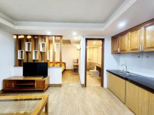 Η κουζίνα ή μικρή κουζίνα στο Phu Nhuan Cultural Park Apartment