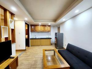 Η κουζίνα ή μικρή κουζίνα στο Phu Nhuan Cultural Park Apartment