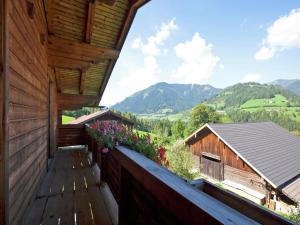 Φωτογραφία από το άλμπουμ του Apartment in Hüttau near Ski Amade Slopes, cleaning included σε Hüttau