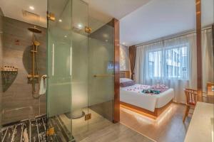 Bilik mandi di James Joyce Coffetel Hefei University of Technology +227 gambar