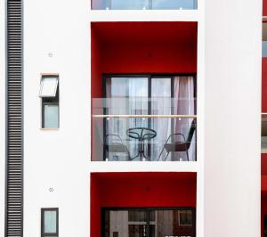 A balcony or terrace at Vivians cozy corner