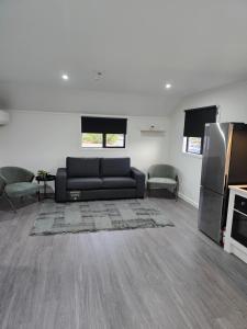 Posezení v ubytování Microtel Lodge