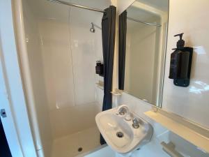Ένα μπάνιο στο Lantern 26 - Loft +14 φωτογραφίες