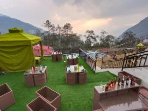 Fotografie z fotogalerie ubytování Staynest Retreat and Spa Gangtok with Parking & Swimming Pool v destinaci Gangtok