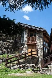 The building in which Az apartmant is located