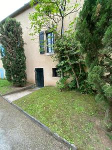 Fotografie z fotogalerie ubytování "Studette" Terrasse, calme, proche centre v destinaci Cahors + 2 fotografie