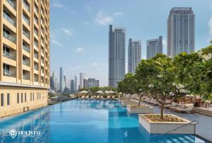 Bazén v ubytování Kempinski Central Avenue Residence - Deluxe 1 Bedroom - Connected to Dubai Mall nebo v jeho okolí + 31 fotografií