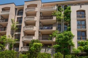 The building in which Az apartmant is located