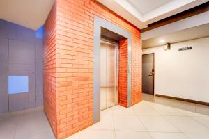 门格洛尔Super Townhouse Oak Mangalore的相册照片