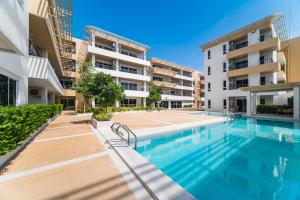 Πισίνα στο ή κοντά στο Brand-New Stylish Studio Apartment B102, Lamai, The Terraza