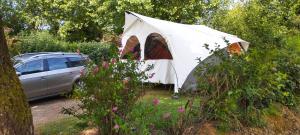 Zahrada ubytování CAMPING LES EMBRUNS 3*
