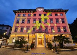 The building in which Az apartmant is located