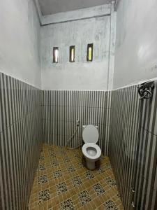 Ένα μπάνιο στο HOTEL NANGIN VIEW - Bukit Lawang +38 φωτογραφίες
