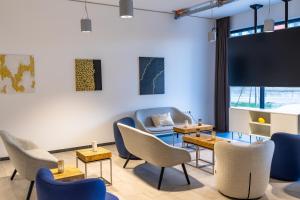 MASEVEN Frankfurt Messe的休息区