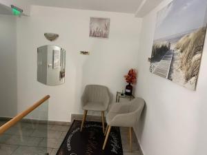 Posedenie v ubytovaní Esprit Hotel