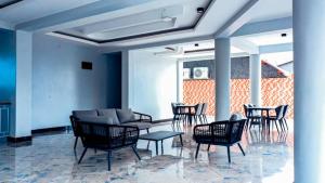 Φωτογραφία από το άλμπουμ του MK Hotel σε Muisenge +8 φωτογραφίες