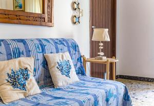 Gallery image of Casa Baia Chiara, air-con, fronte spiaggia in Cala Gonone +33 photos