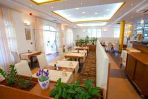 Restaurace v ubytování Apartments Vila Kristina