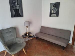 Gallery image of Central House - Perea in Perea