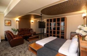 Posezení v ubytování Nairi Hotel Yerevan