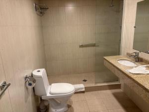 Koupelna v ubytování Nairi Hotel Yerevan