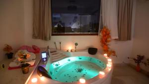 Gambar di galeri bagi Luxury pyramids jacuzzi view inn di Kaherah