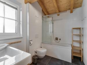 A bathroom at Modern Chalet in Mühlbach am Hochkönig near Ski Area