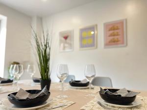 Galería fotográfica de Duplex 3 Chambres - Jardin - Terrasse - Parking au pied du duplex en Lieja