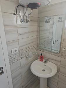 Phòng tắm tại Mandi Apartament