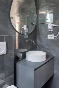 Koupelna v ubytování Hotel Lula Ksamil