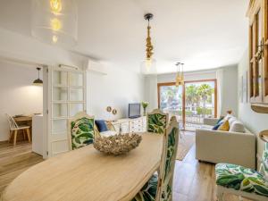 Posezení v ubytování Apartment Long Beach by SunVillas Mallorca