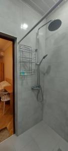 Vannituba majutusasutuses Kenut Hostel