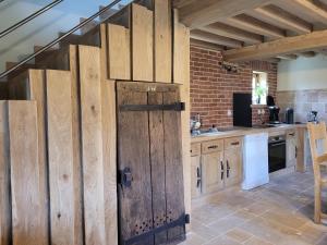 Φωτογραφία από το άλμπουμ του Renoviertes Ferienhaus In Der Nähe Von Cabourg Deauville Lisieux σε Léaupartie +22 φωτογραφίες