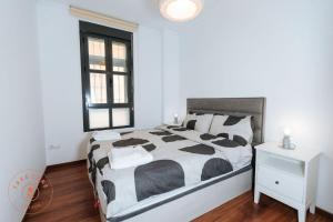Posteľ alebo postele v izbe v ubytovaní Apartment in heart of Malaga - TCM