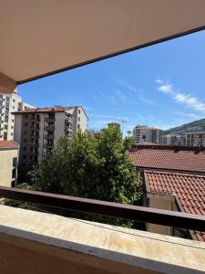 Balkón nebo terasa v ubytování Astra Budva