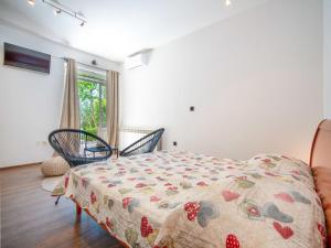 Posteľ alebo postele v izbe v ubytovaní Studio Čipčić-2 by Interhome