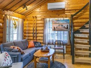Posezení v ubytování Holiday Home Antura b by Interhome + 16 fotografií