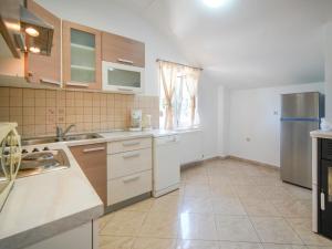 Køkken eller tekøkken på Apartment Olga-5 by Interhome