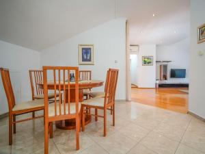 Køkken eller tekøkken på Apartment Olga-5 by Interhome