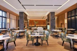 Restaurace v ubytování Four Points by Sheraton Kunming Dongfeng Square