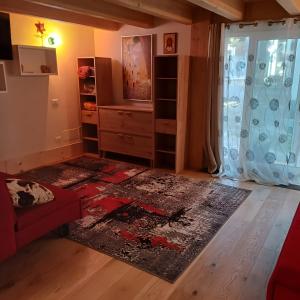 Monolocale Carfonにあるキッチンまたは簡易キッチン