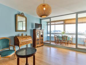 Posedenie v ubytovaní Les Salines - Appartement - Gare des Sables