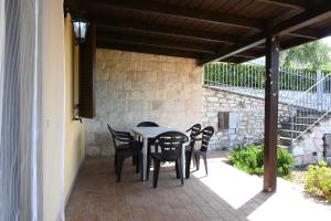 Balkón nebo terasa v ubytování S040 - Sirolo, comodo trilocale con Giardino