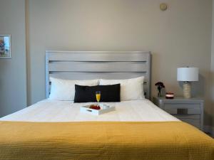 Ένα ή περισσότερα κρεβάτια σε δωμάτιο στο MVR - Live the Icon Brickell Dream