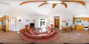 Kuchyň nebo kuchyňský kout v ubytování Chorafakia 3 Villa Retreat
