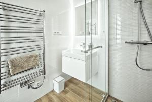 Koupelna v ubytování Apartmány VIENNA + 37 fotografií