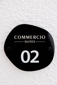 Certifikát, hodnocení, plakát nebo jiný dokument vystavený v ubytování Commercio Suites Santorini