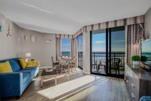 Winter Rates! Calming Oceanfront Suite, Dogs OK! 410